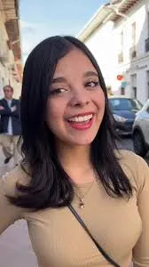 <em>Luisa R.</em>